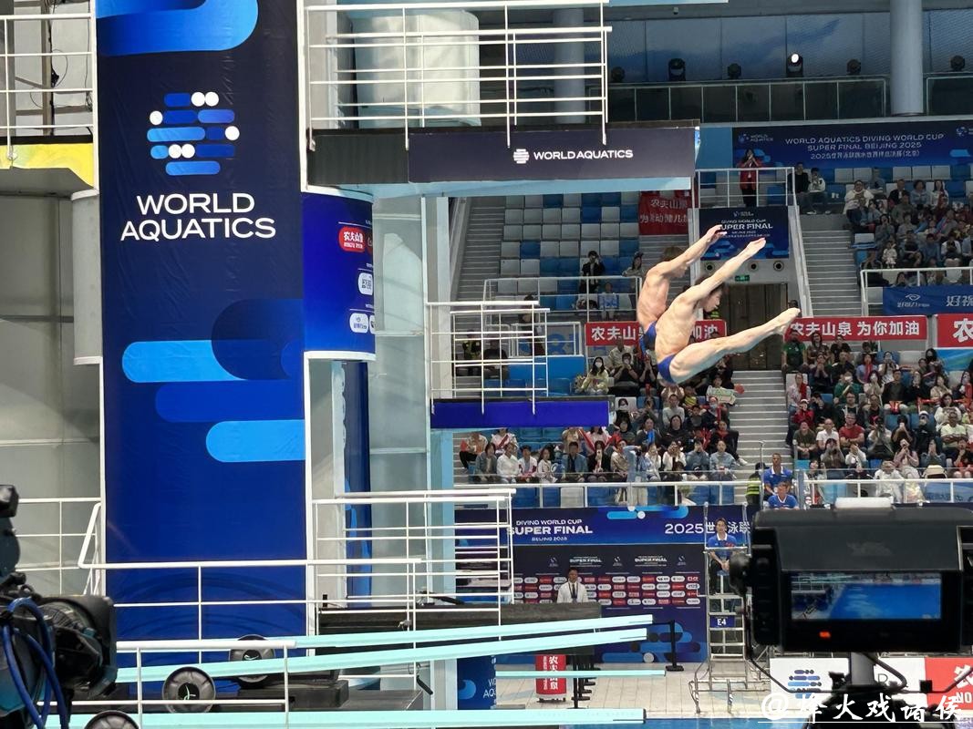 （成都大运会）综合消息：跳水“梦之队”包揽2金 中国代表团再夺4冠继续领跑
